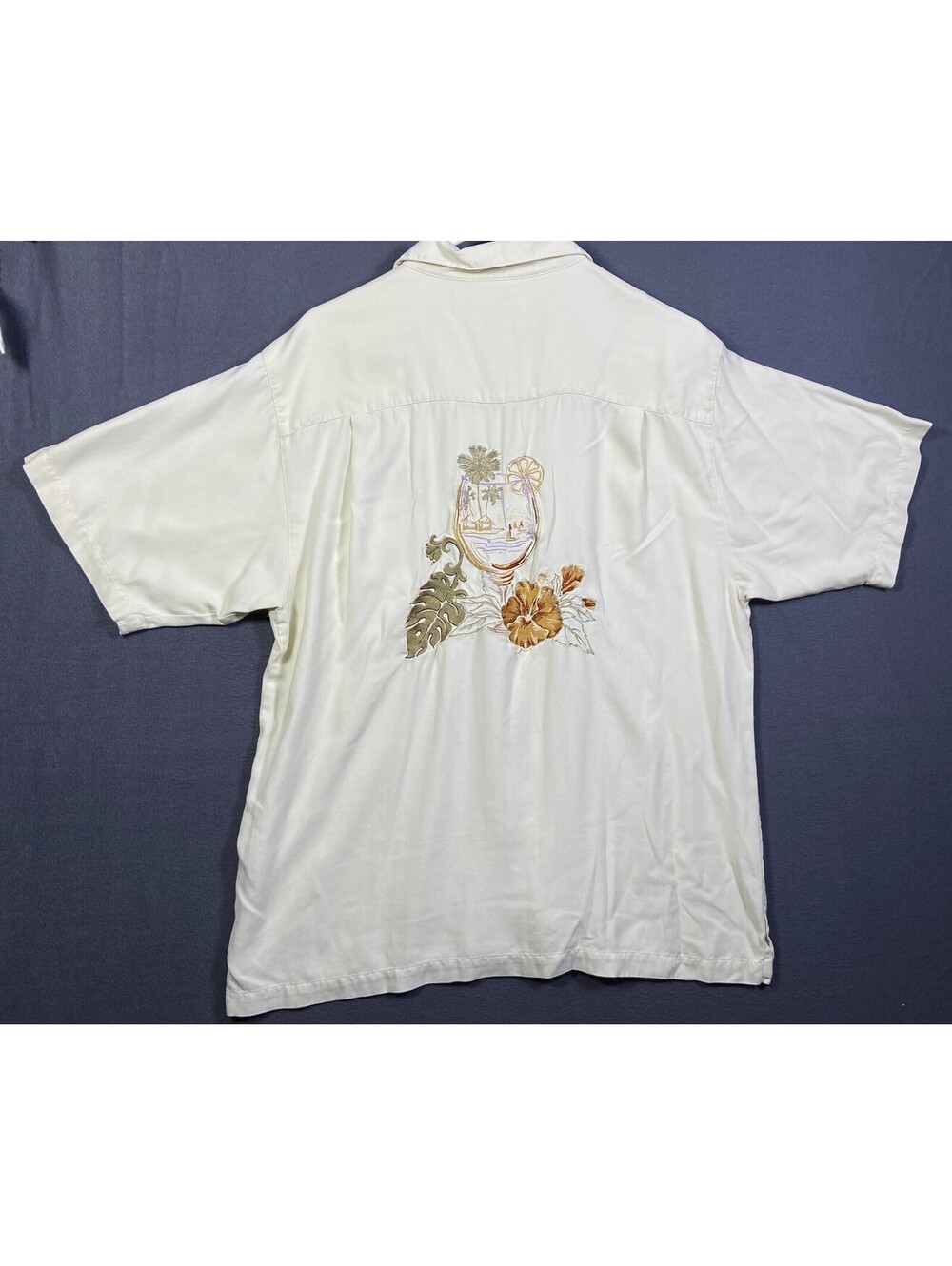 Luau Finest Silk Floral Cocktail Shirt Men’s L fits XL Tan Hawaiian Resort Beach - Picture 10 of 12